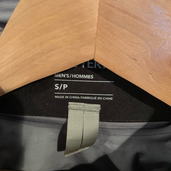 Brand New Men's Arc'Teryx Zeta AR jacket - Picture 5 of 7